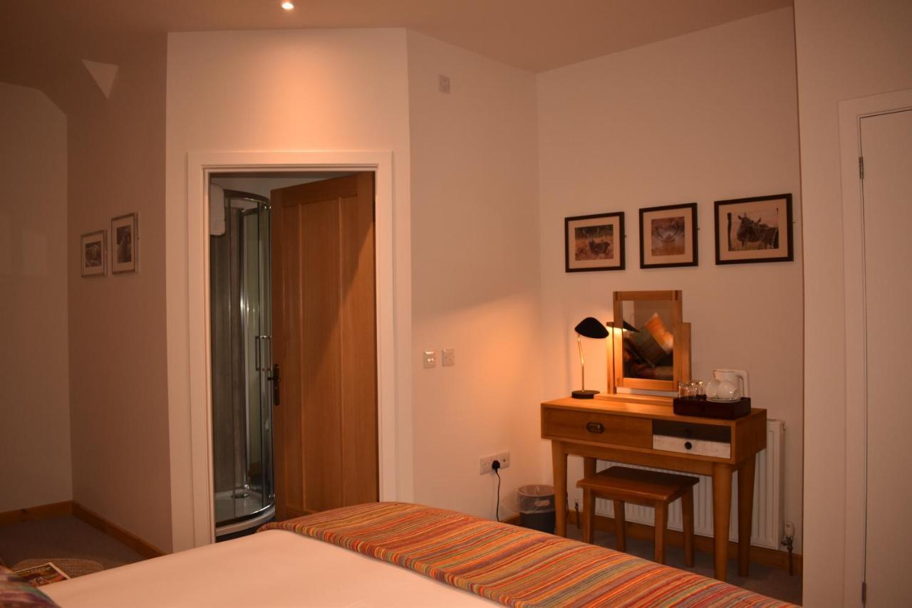 Orchy Bank House Bed & Breakfast ดัลมัลลีย์ ภายนอก รูปภาพ